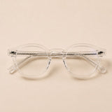 Óculos de bloqueio de luz azul Vanta modelo Quartz, vistos de frente. Armação premium com lentes transparentes discretas para uso frente a ecrãs.